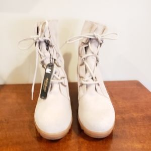 SOREL Joan of Artic Wedge boots
